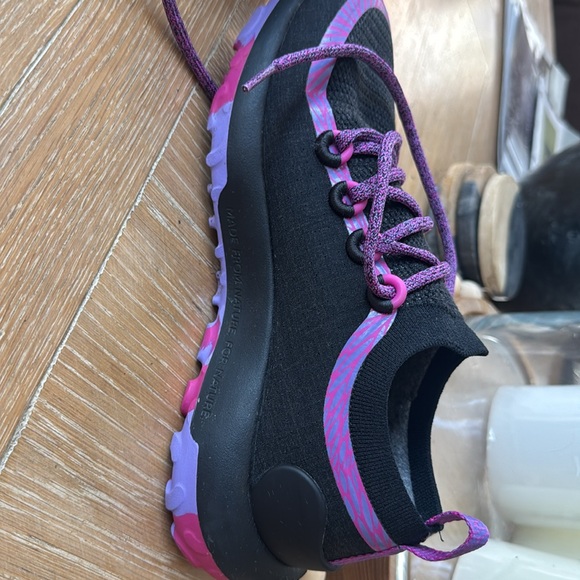 Allbirds Women's Trail Runners SWT - Picture 5 of 8